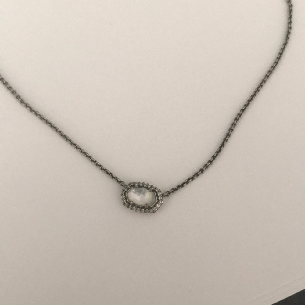 Kendra Scott choker necklace